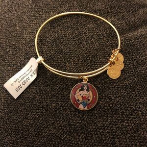 Alex and Ani Wonder Woman Charm Bangle Gold